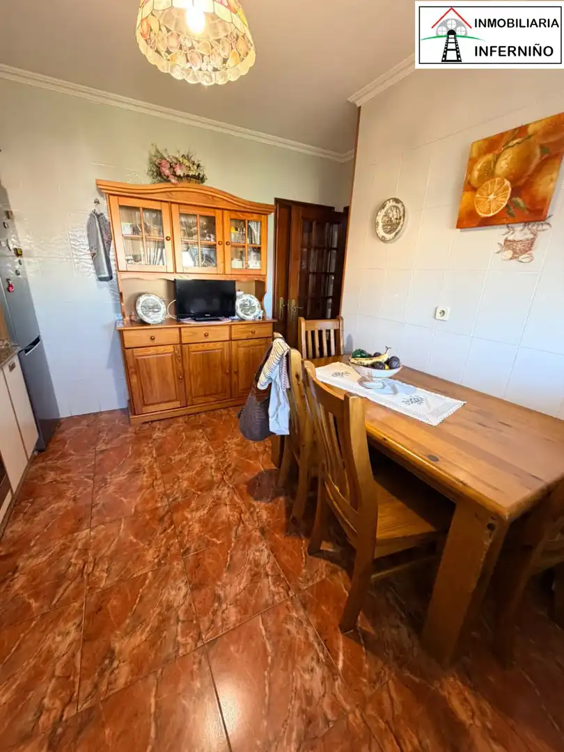 Dining room of Flat for sale in A Malata - Catabois - Ciudad Jardín