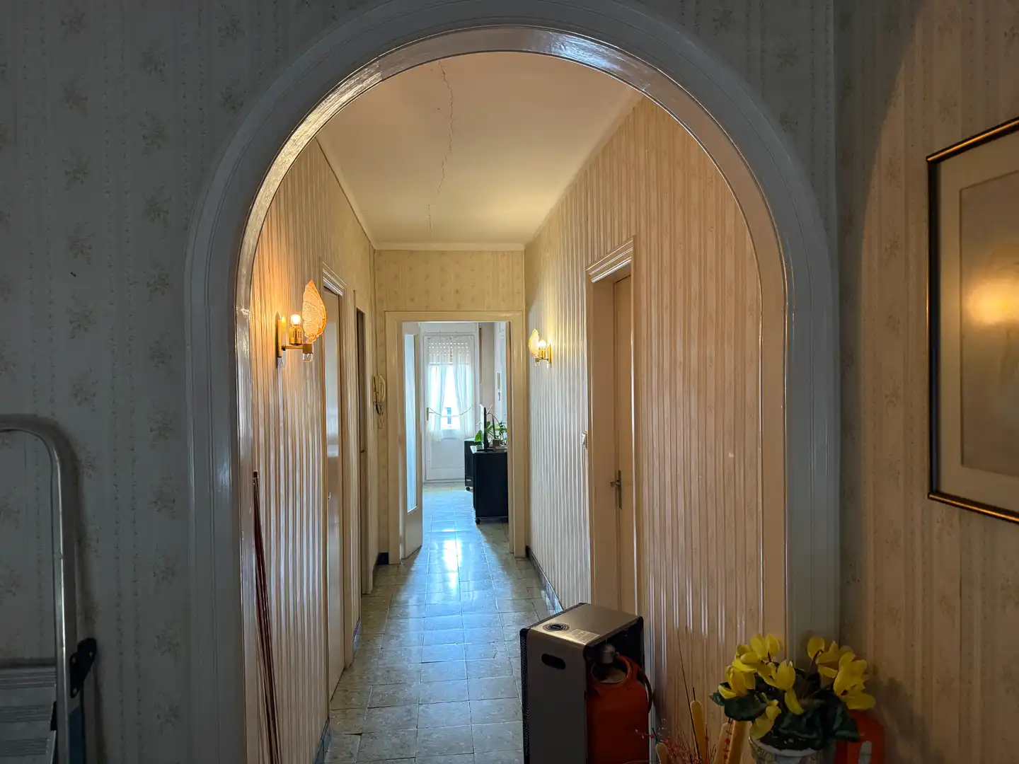 Casa aparellada amb terrassa en venda a Torelló, imagen 6