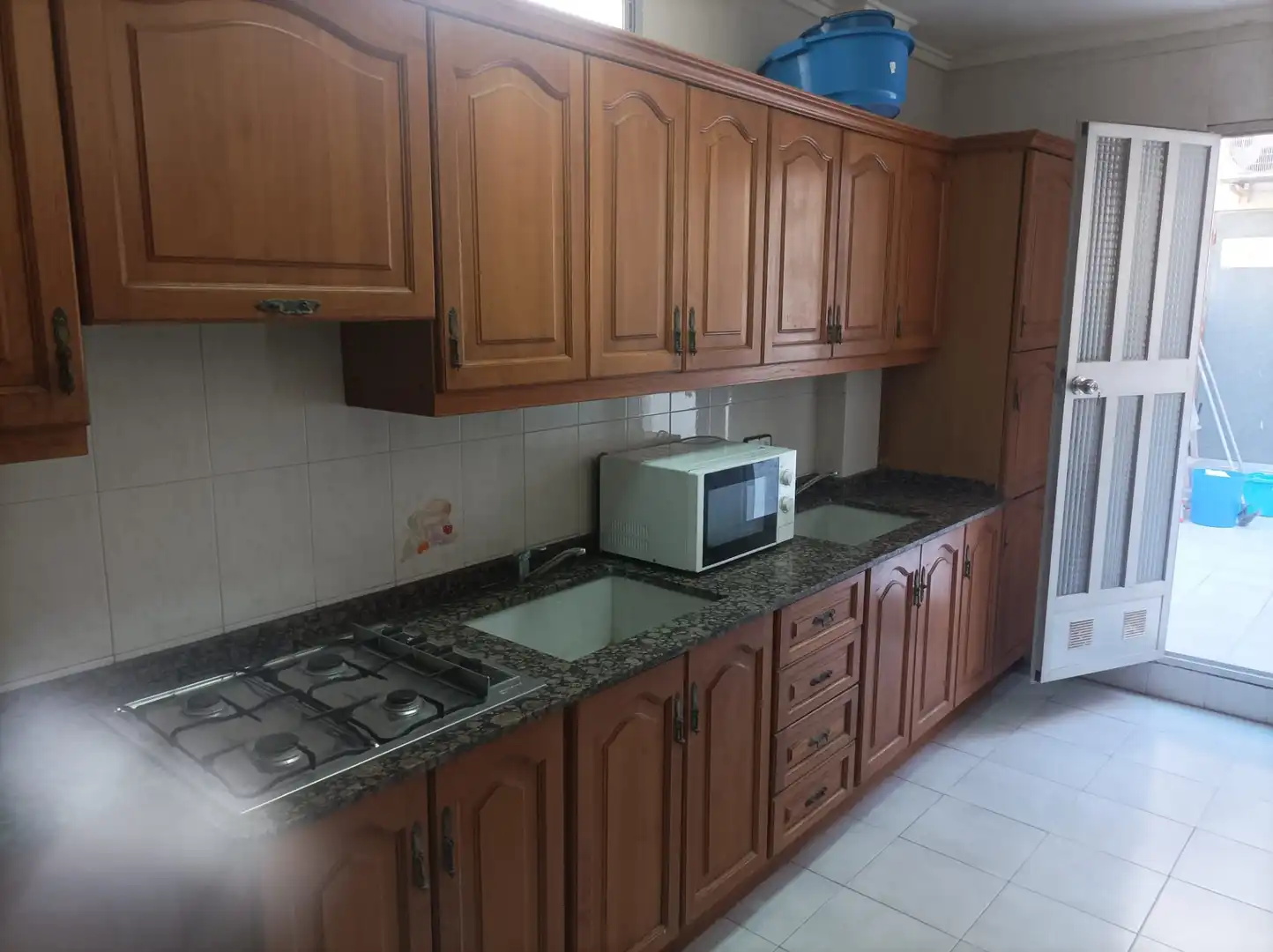 Cocina de Piso en venta en Valencia con Terraza y Balcón