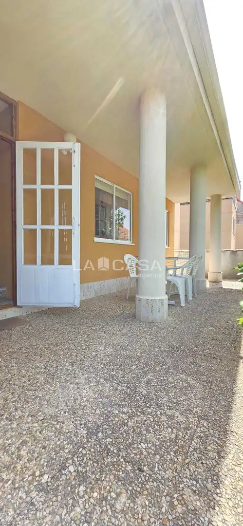 Terrassa de Casa o xalet en venda en Dueñas amb Calefacció