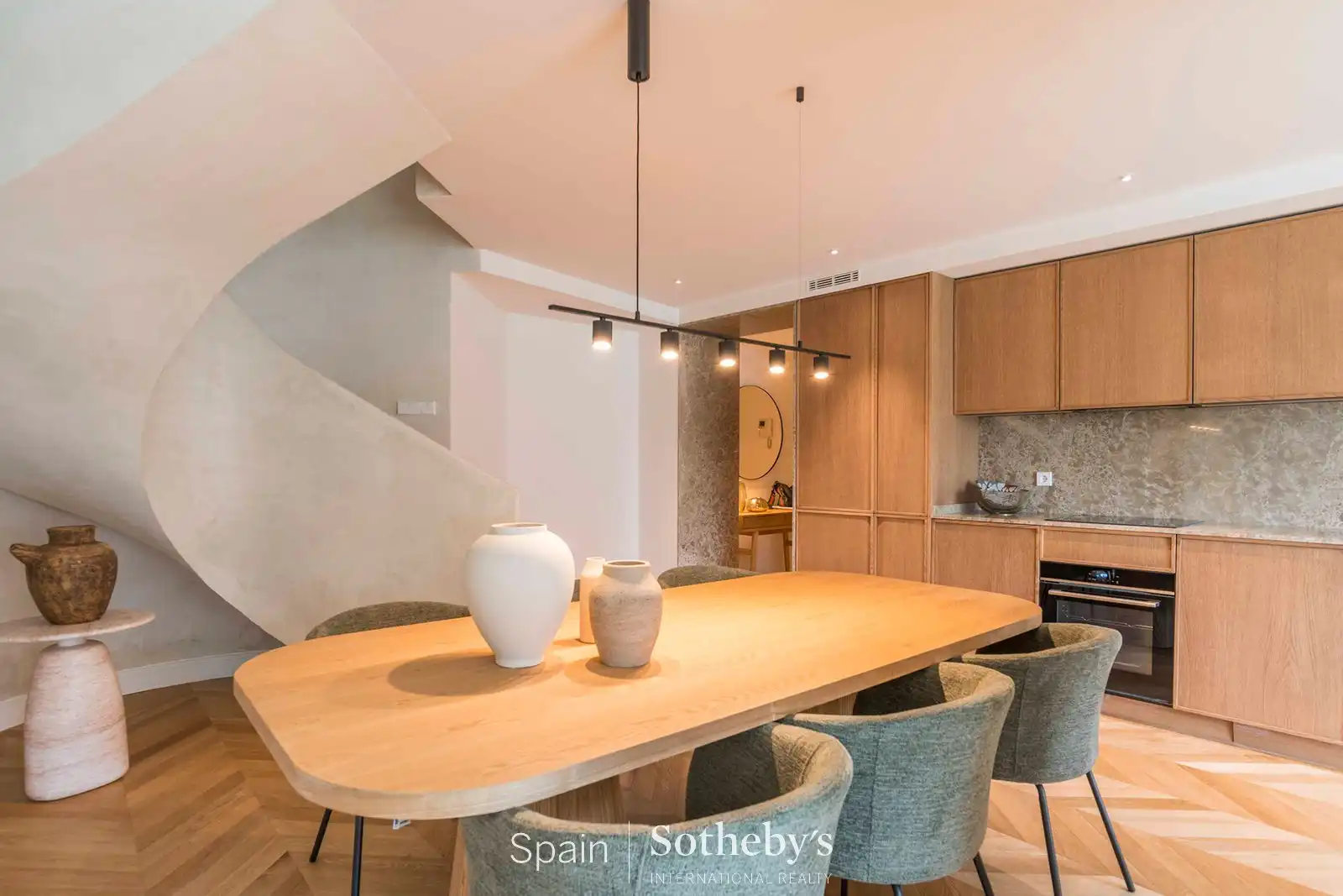 Menjador de Apartament en venda en  Madrid Capital amb Aire condicionat, Calefacció i Terrassa