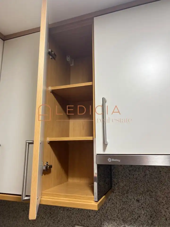 Estudio en venta en PI Y MARGALL, Casco Vello