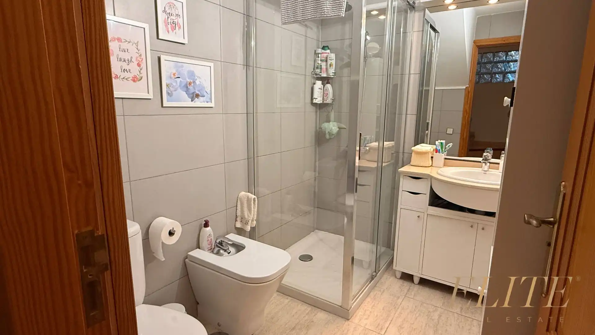 Bathroom of Detached homes for sale in San Bartolomé de Tirajana  with Air Conditioner, Heating and Private garden