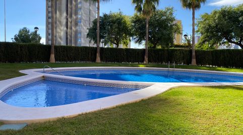 Foto 3 de Apartamento en venta en Via Parque, Benidorm