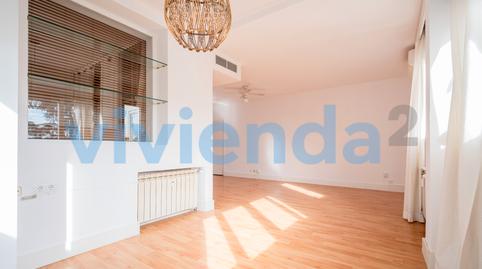 Foto 3 de Piso de alquiler en Francisco Suarez, Nueva España,  Madrid Capital