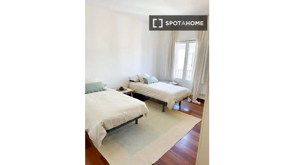 Flat with terrace to rent in Ciutat Vella, imagen 9