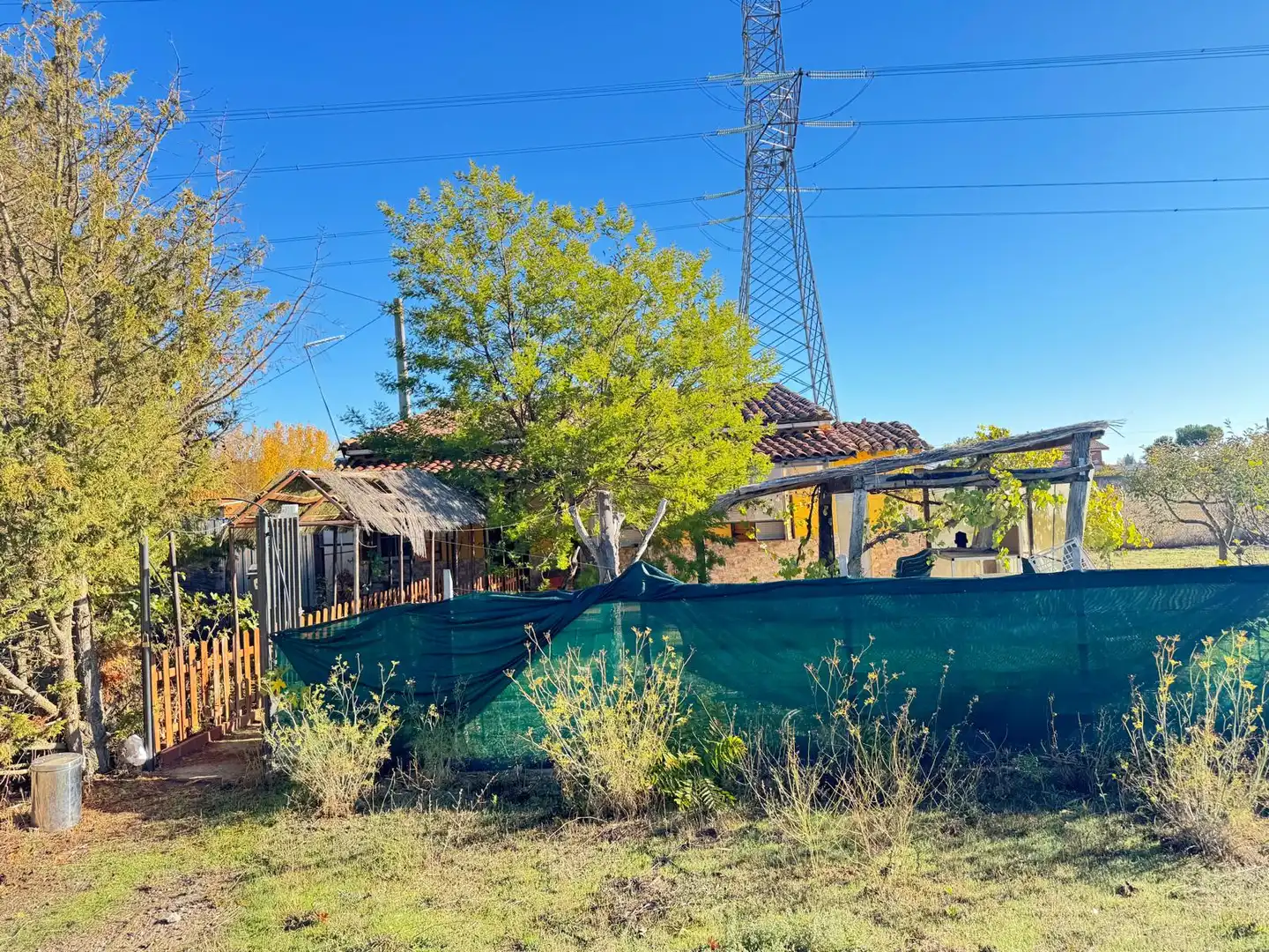 Houses for sale in Mansilla de las Mulas  with Heating, Private garden and Storage room