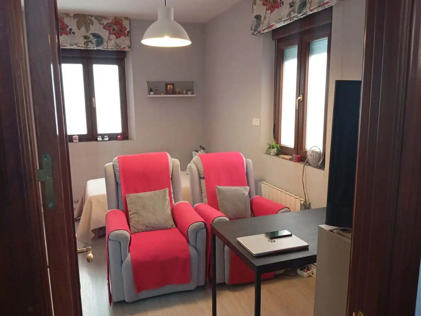 Wohnzimmer von Einfamilien-Reihenhaus zum Verkauf in Granada mit Heizung, Parkett und Terrasse