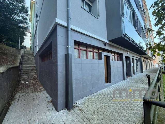 Local comercial en Alquiler en Gaztelu Kalea, 29 en Intxaurrondo