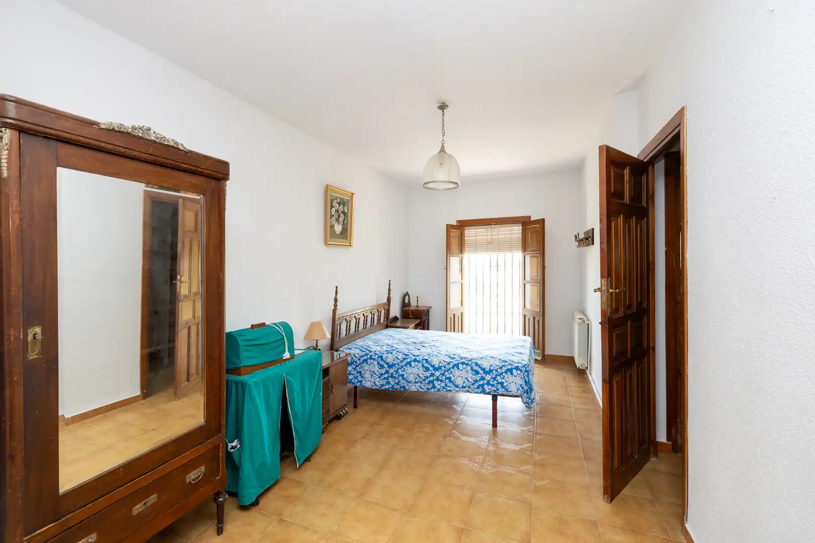 Dormitori de Casa o xalet en venda en Ogíjares amb Calefacció, Jardí privat i Piscina
