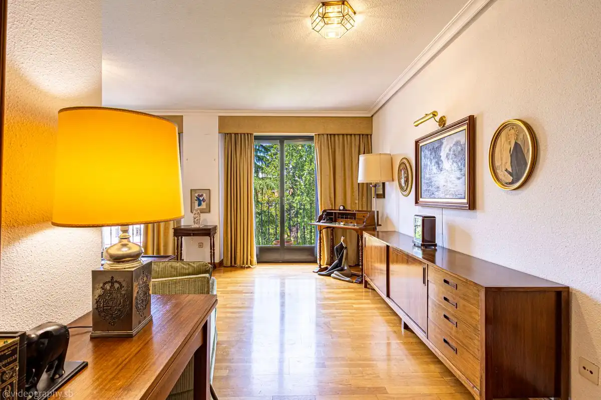 Flat with lift for sale in Chamberí, imagen 2