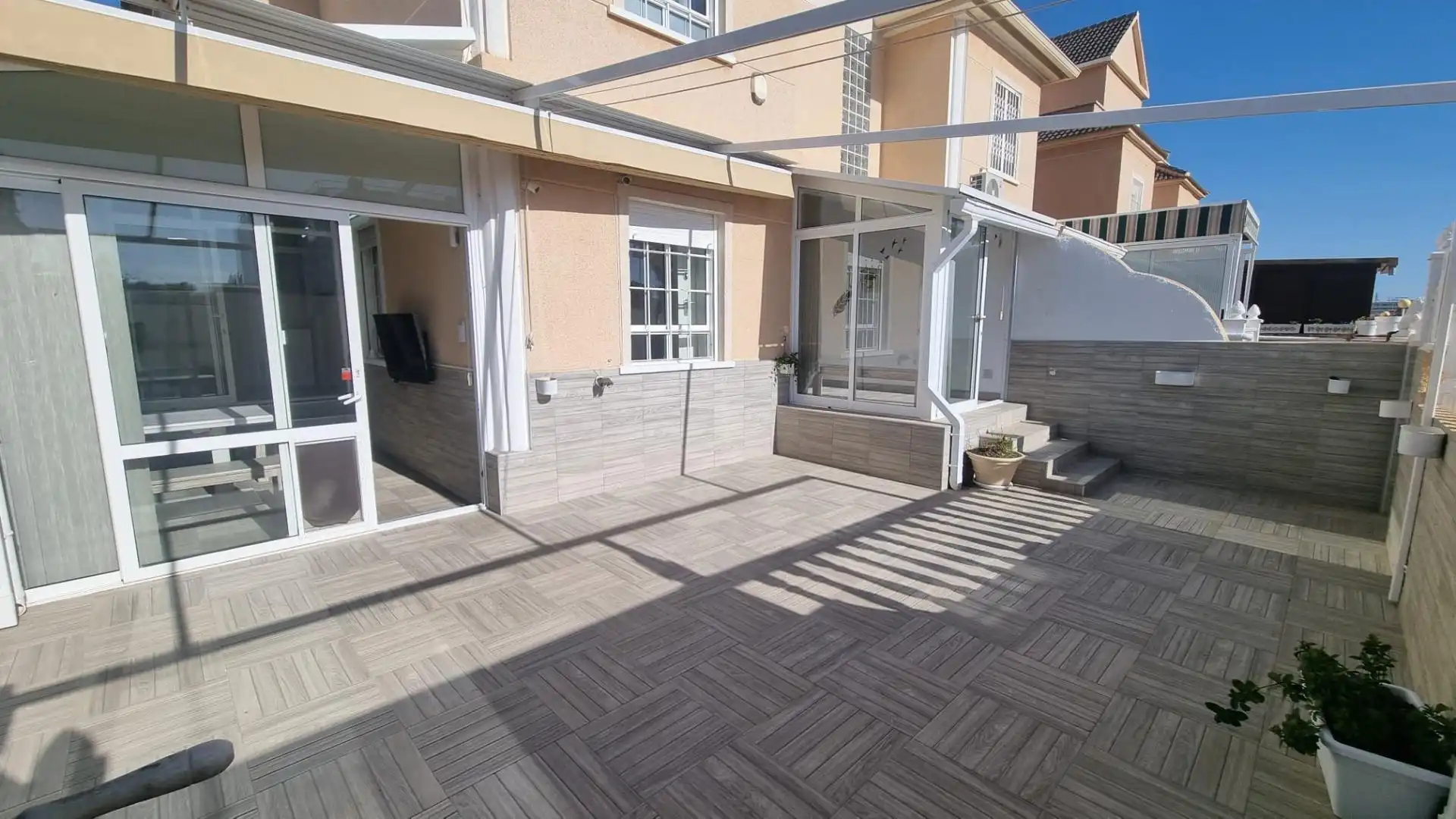 Bungalow con jardín en venta en Orihuela Costa, imagen 4