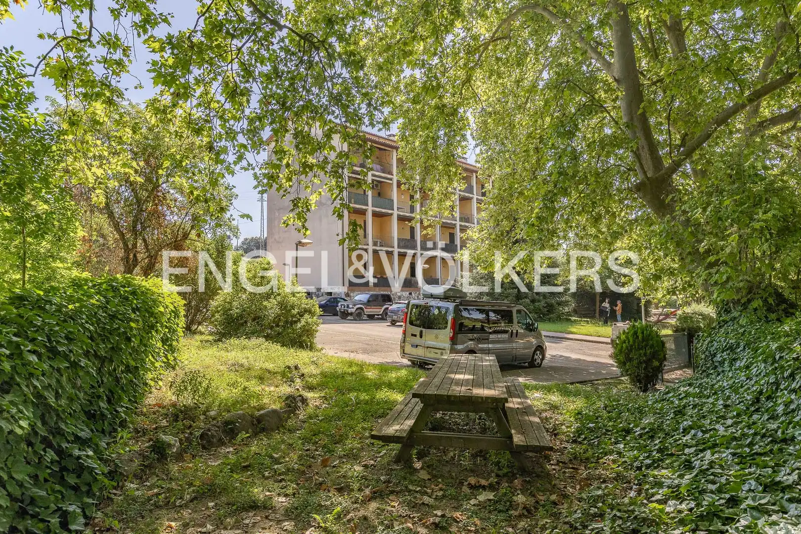 Exterior view of Duplexes for sale in Berga  with Heating, Storage room and Balcony