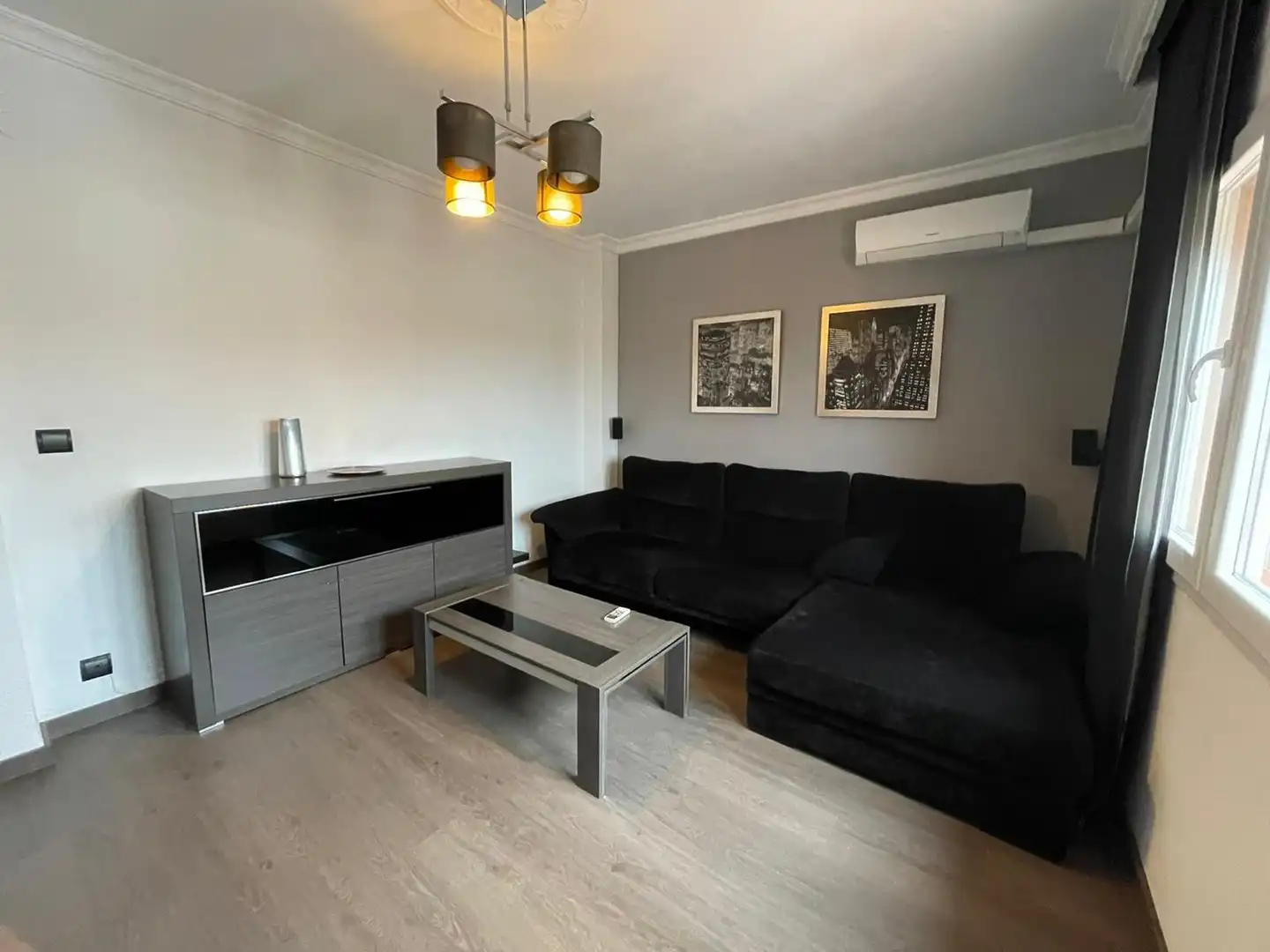 Living room of Flat for rent in La Línea de la Concepción  with Air Conditioner and Furnished