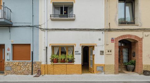 Foto 2 de Casa adosada en venda a Carrer Sant Marti, 23, Riudarenes, Girona