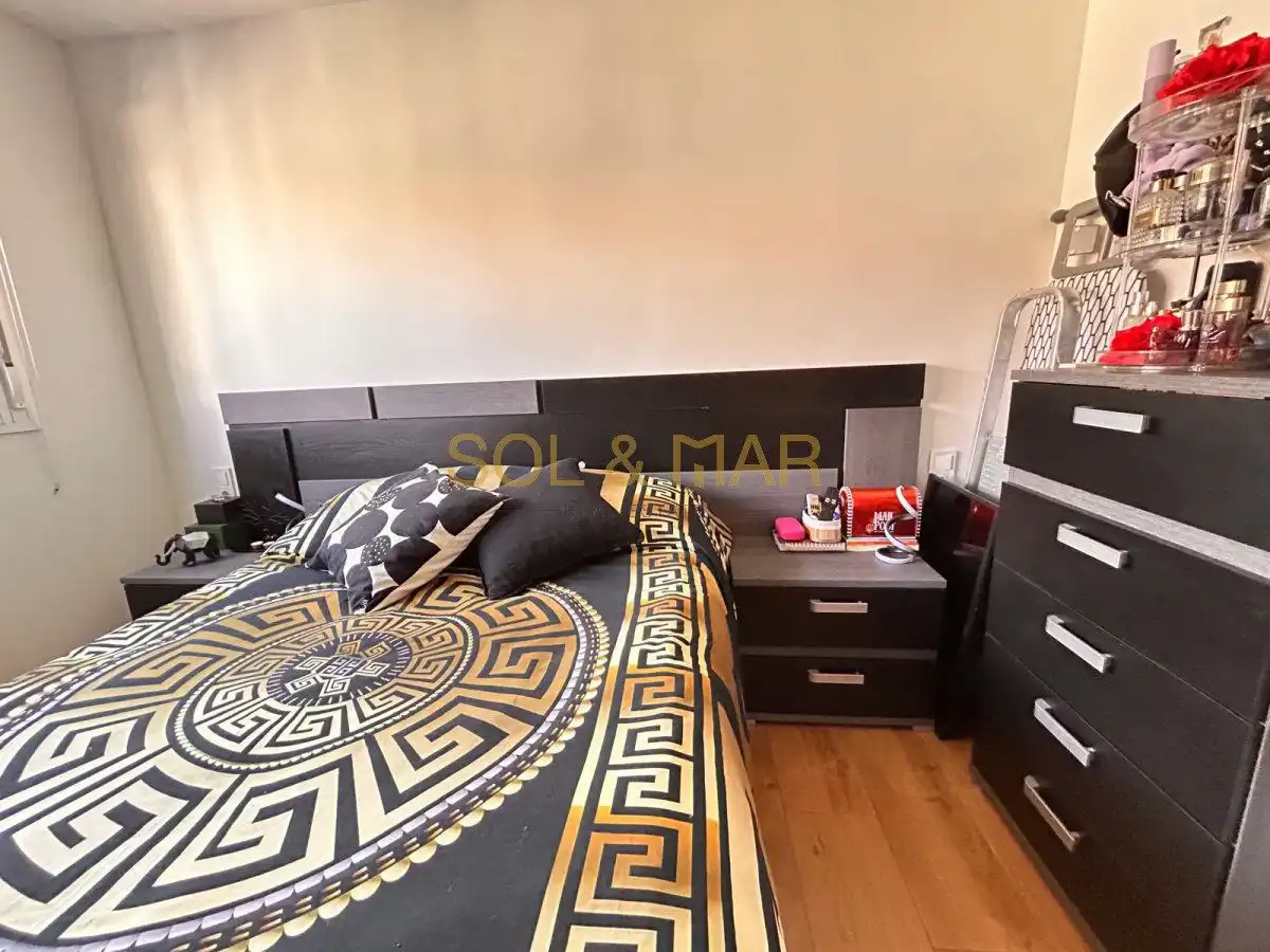 Habitación de Piso en venta en Torremolinos con Aire acondicionado, Calefacción y Amueblado