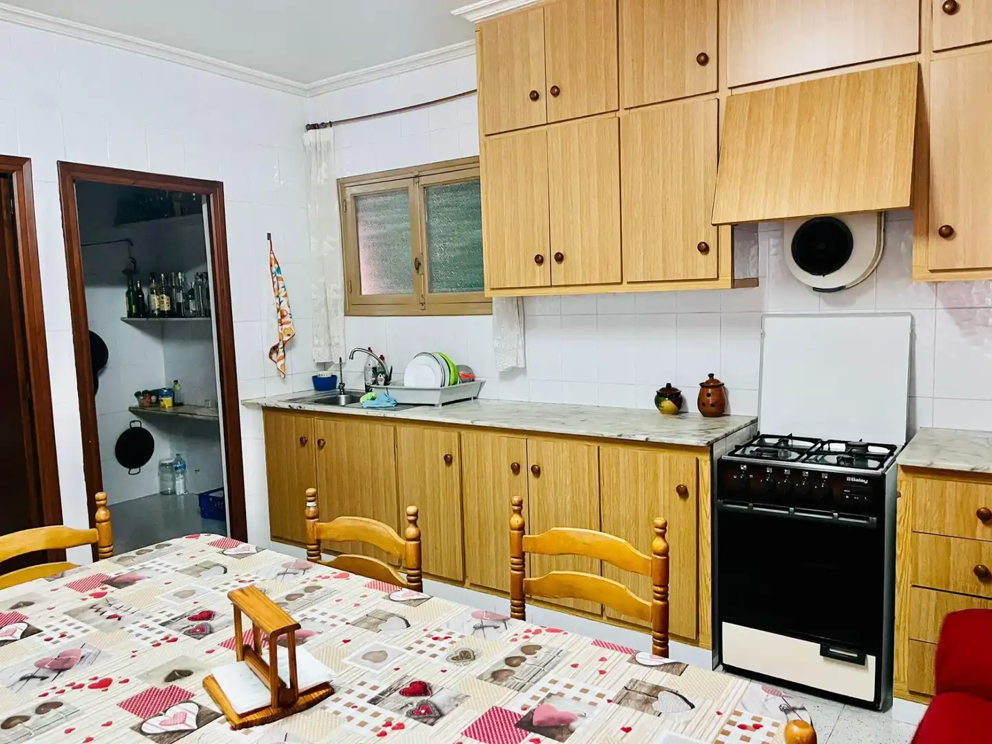 Kitchen of Houses for sale in Elche / Elx  with Air Conditioner, Private garden and Terrace