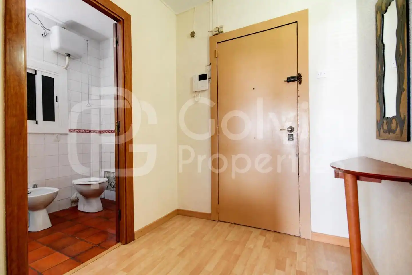 Flat for sale in L'Hospitalet de Llobregat  with Parquet flooring and Balcony