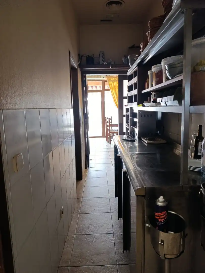 Küche von Geschaftsraum zum Verkauf in Albalate de Zorita mit Klimaanlage, Heizung und Terrasse