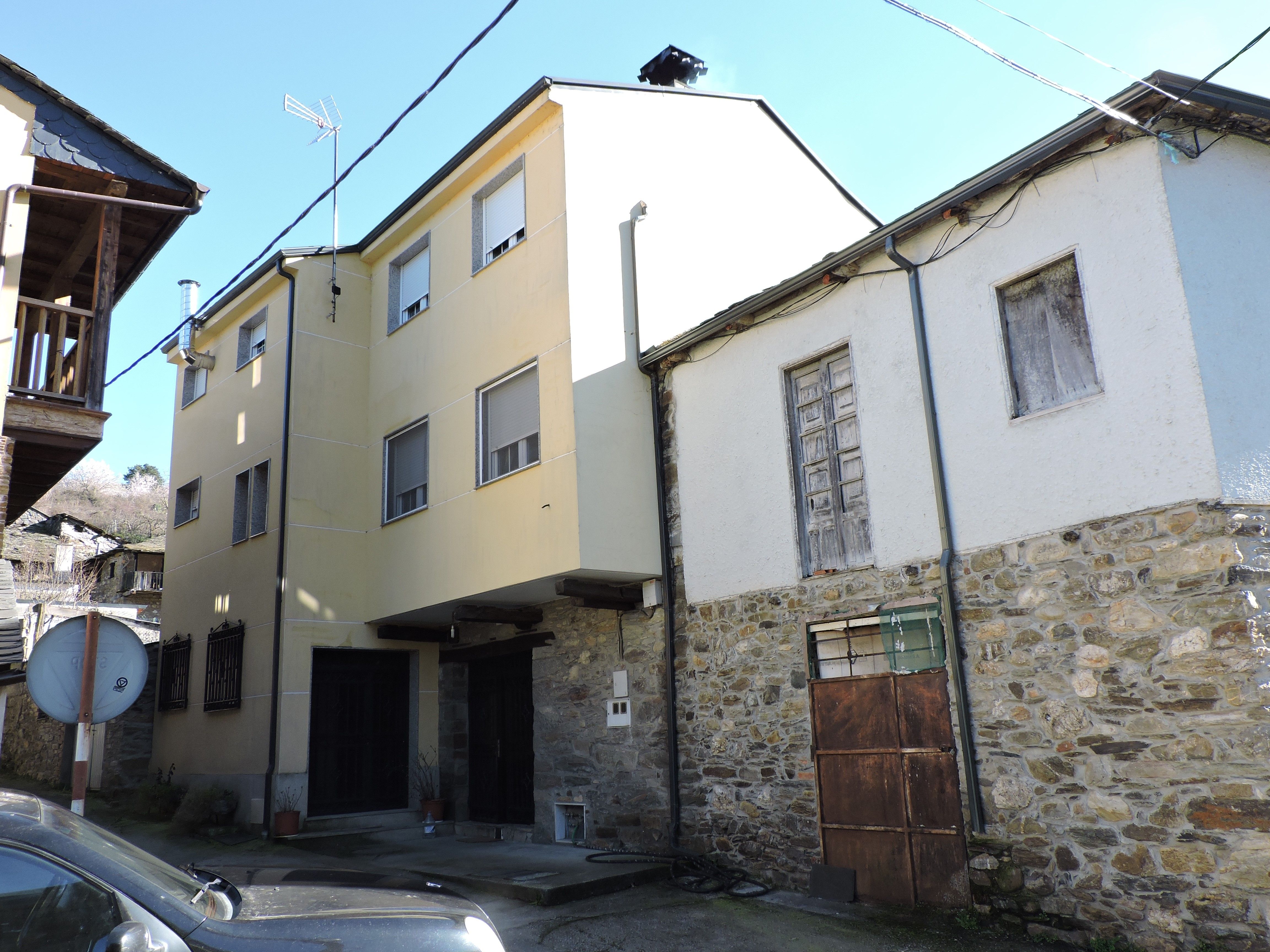 Single-family semi-detached for sale in N/A, 38, Área Rural Sur