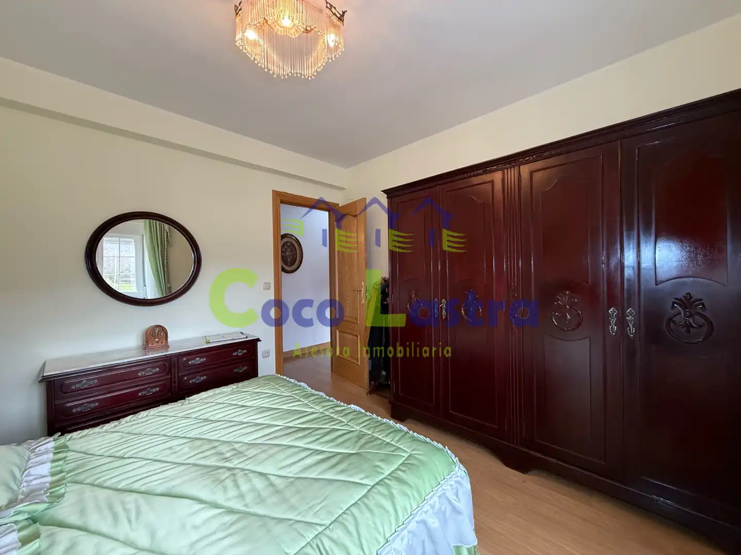 Habitación de Casa adosada en venta en Nava de Francia con Calefacción, Jardín privado y Terraza