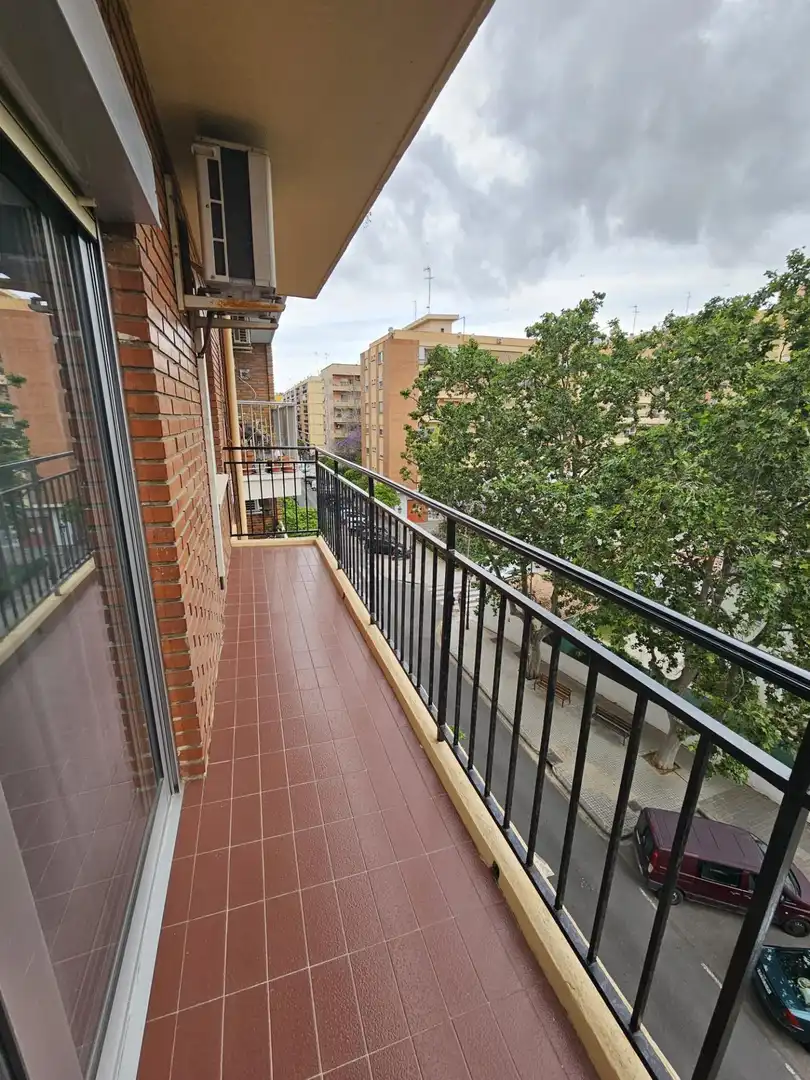 Balcony of Flat for sale in Valencia  with Air Conditioner, Furnished and Balcony