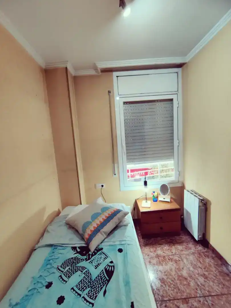 Bedroom of Flat for share in La Llagosta, Barcelona