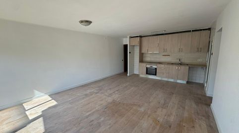 Foto 5 de Pis en venda a Carrer D'irlanda, Centre, Santa Coloma de Gramenet