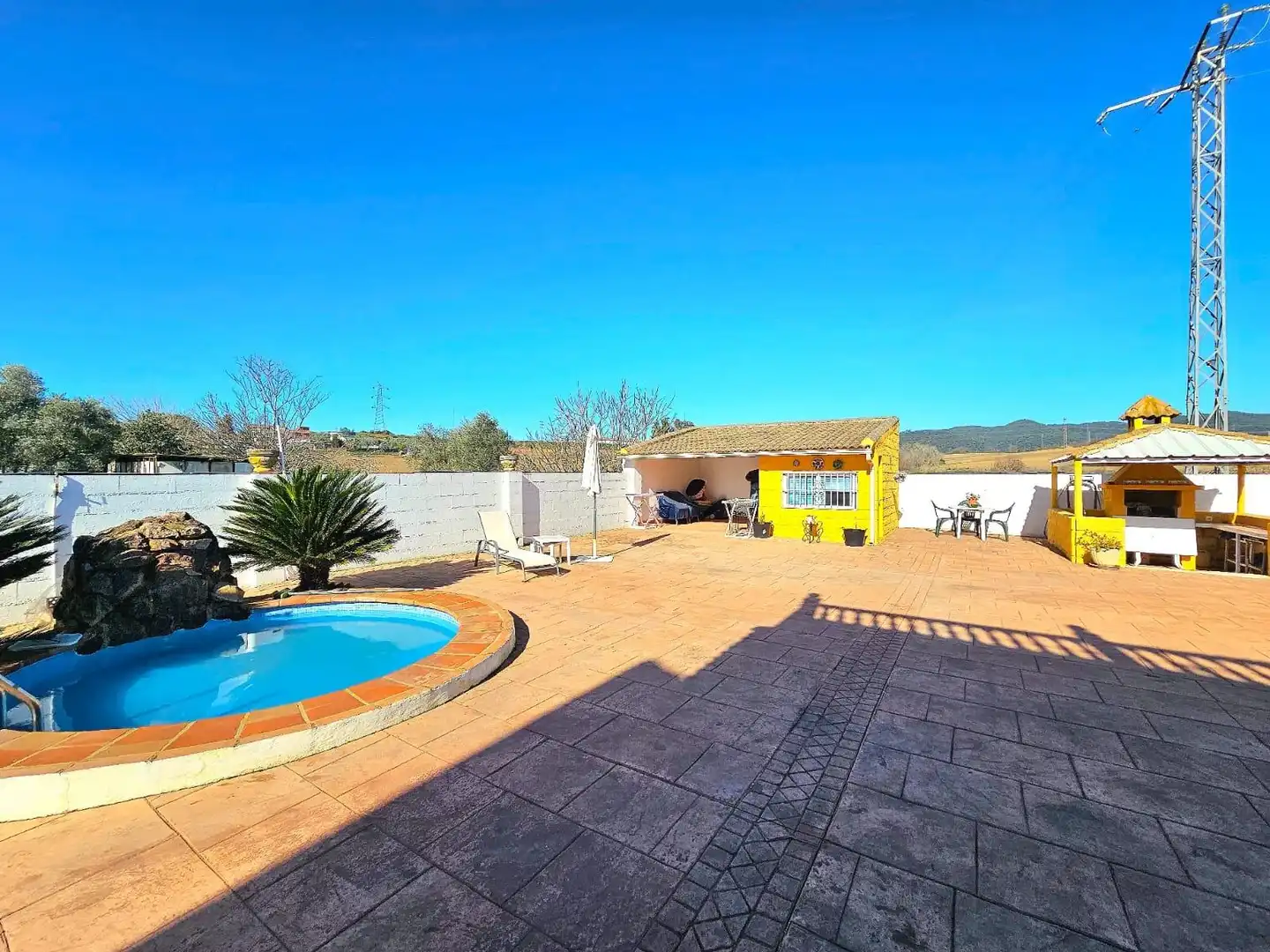 Exterior view of Houses for sale in Córdoba  with Air Conditioner, Private garden and Terrace