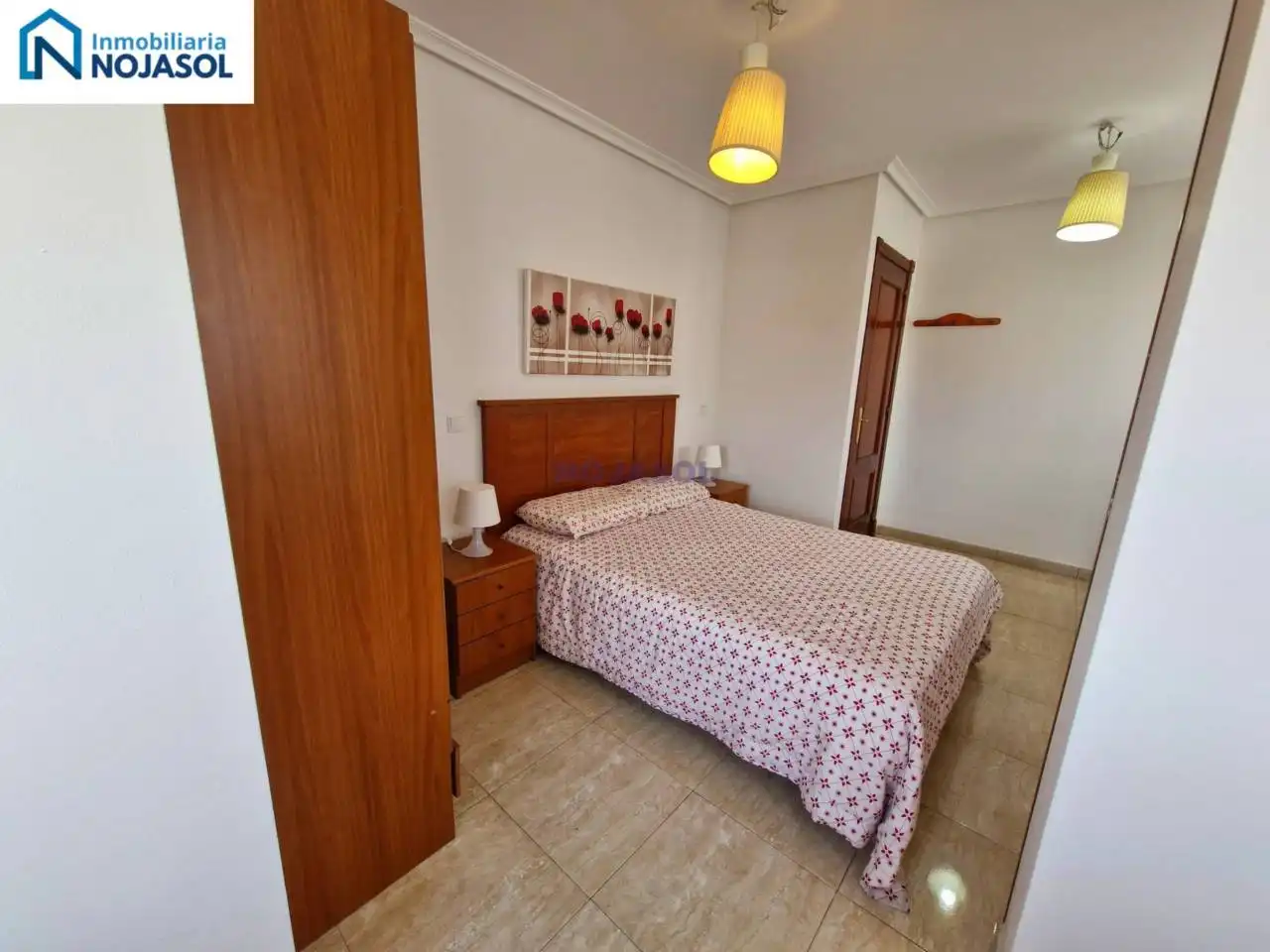 Apartament amb terrassa en venda a Calle los nogales, imagen 37