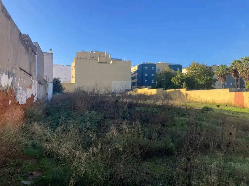 Residential land for sale in Plaza Arahal 4, imagen 2