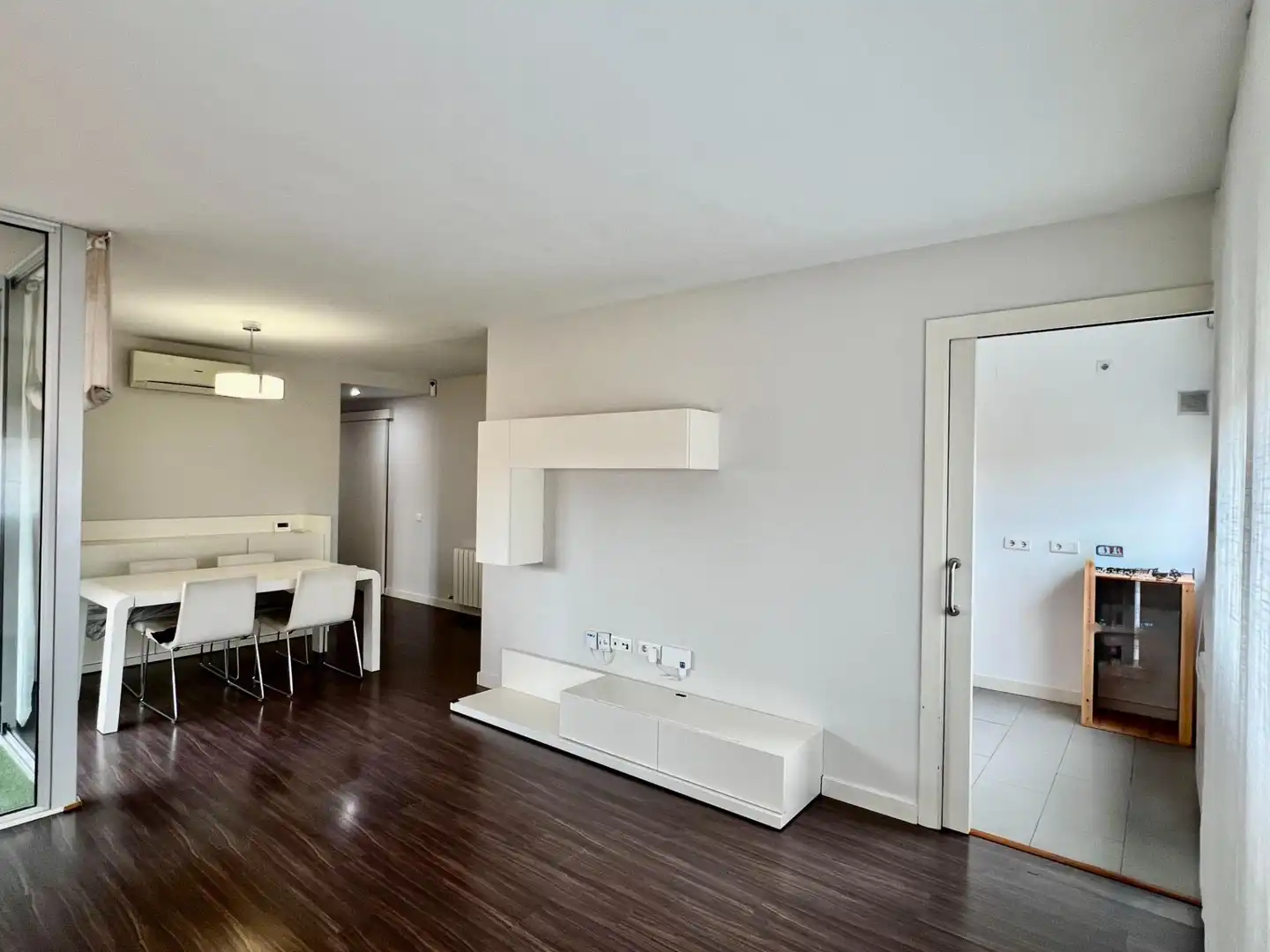 Sala d'estar de Pis en venda en Sabadell amb Aire condicionat, Calefacció i Parquet