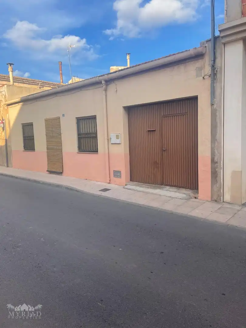 Reihenhaus zum Verkauf in El Pinós / Pinoso, imagen 3