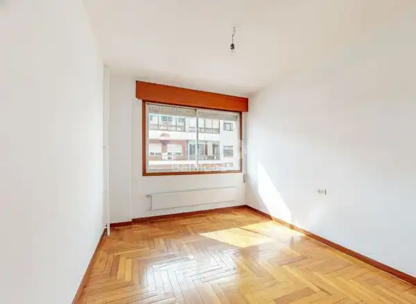 Bedroom of Flat for sale in Vigo   with Heating and Storage room