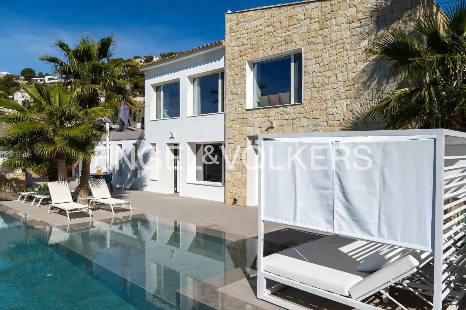 Vista exterior de Casa o chalet de alquiler en Jávea / Xàbia con Aire acondicionado, Calefacción y Jardín privado