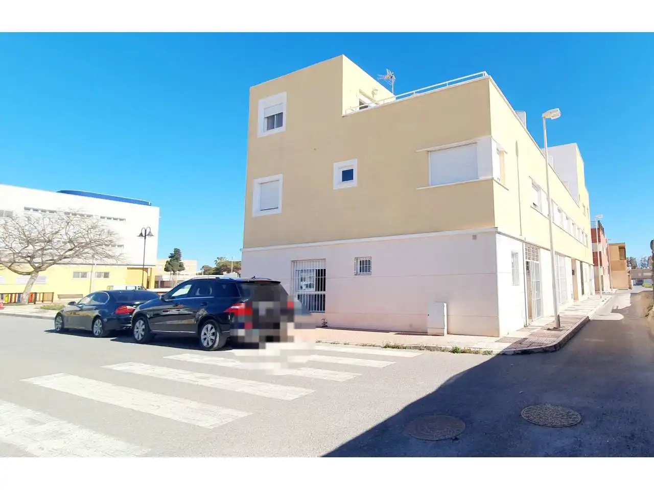 Vista exterior de Dúplex en venda en Roquetas de Mar amb Aire condicionat, Calefacció i Terrassa