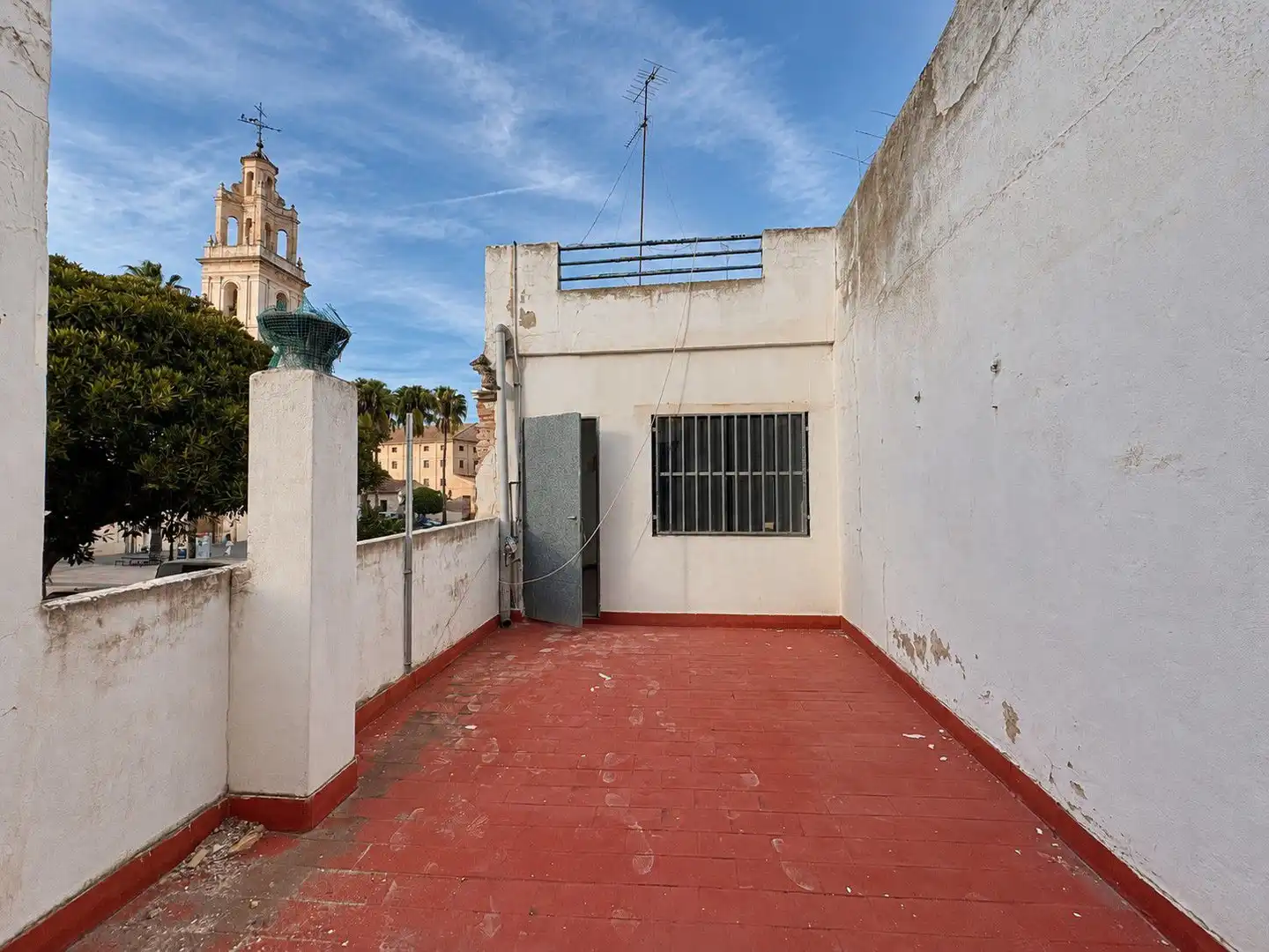 Exterior view of Houses for sale in Sueca ciudad