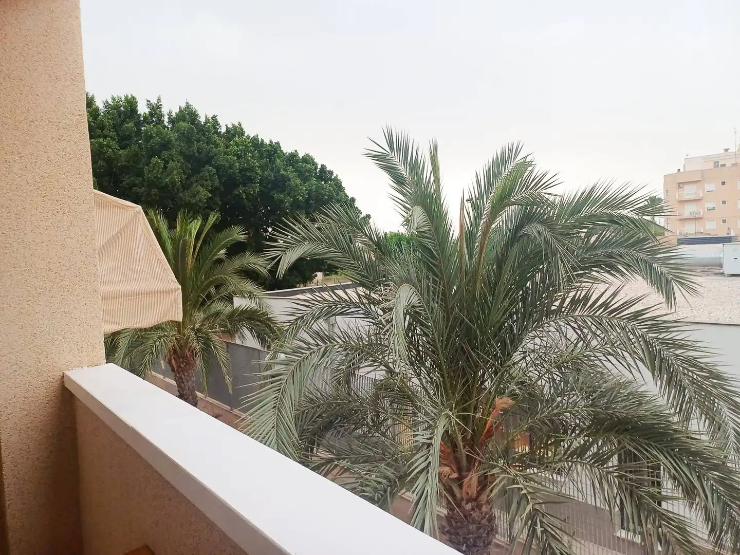 Terrasse von Wohnung zum Verkauf in Elche / Elx mit Klimaanlage, Terrasse und Abstellraum
