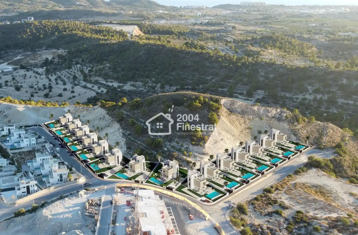 Vista exterior de Casa o xalet en venda en Finestrat amb Aire condicionat, Jardí privat i Terrassa