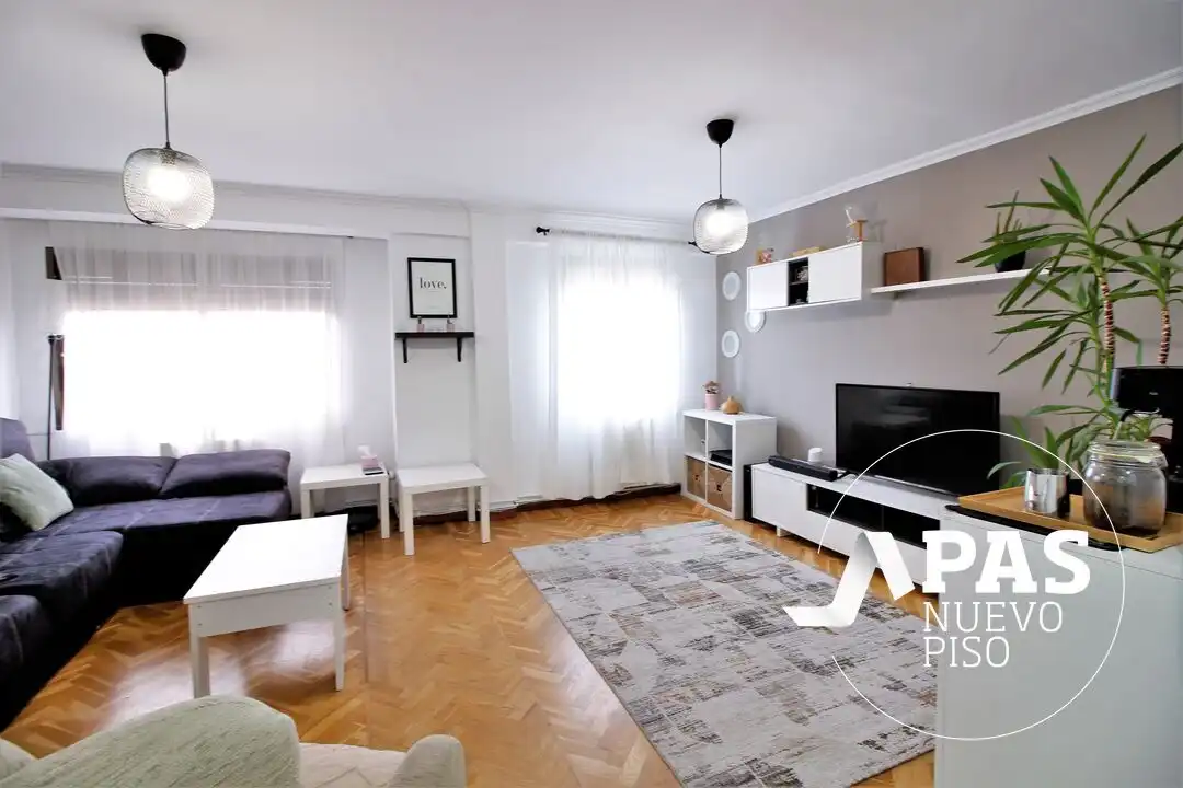 Living room of Flat for sale in Santander  with Heating