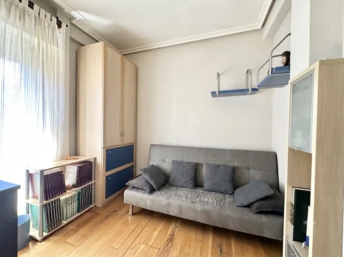 Living room of Flat for sale in Valladolid  with Heating and Furnished