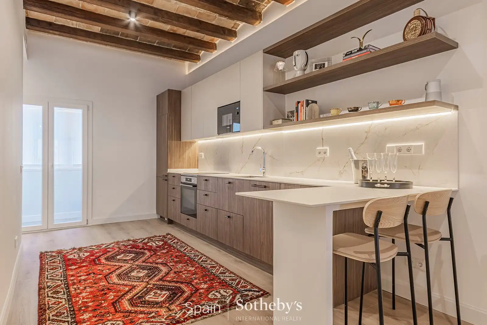 Cocina de Apartamento en venta en Barcelona con Aire acondicionado y Calefacción