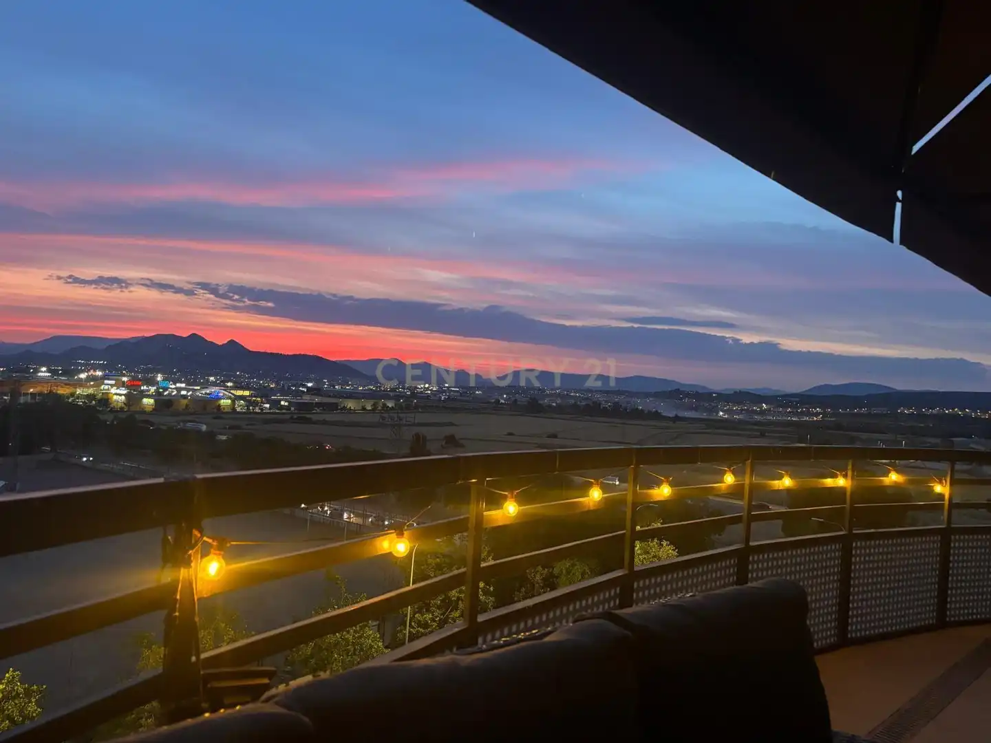 Terrassa de Apartament en venda en Granada amb Aire condicionat, Traster i Piscina