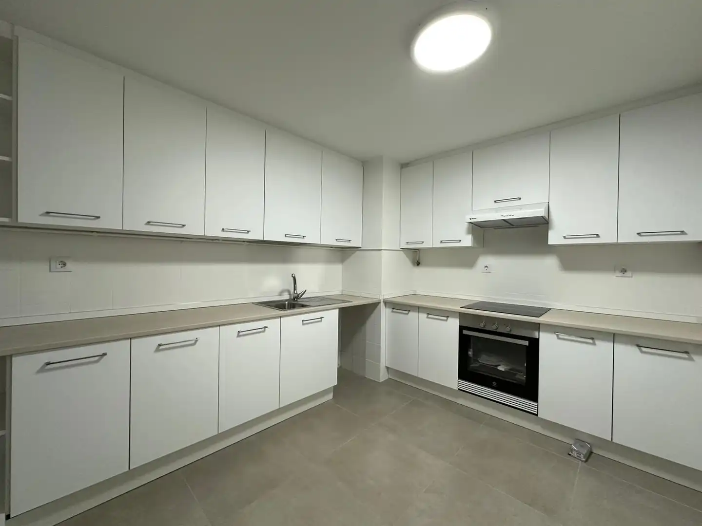 Küche von Wohnung zum Verkauf in Toledo mit Klimaanlage, Heizung und Privatgarten