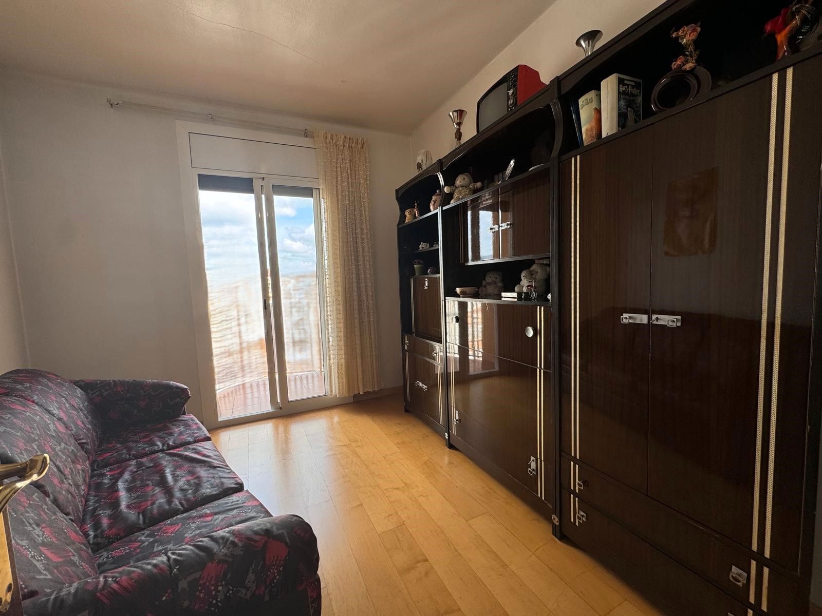 Sala d'estar de Pis en venda en  Barcelona Capital amb Forn i Balcó