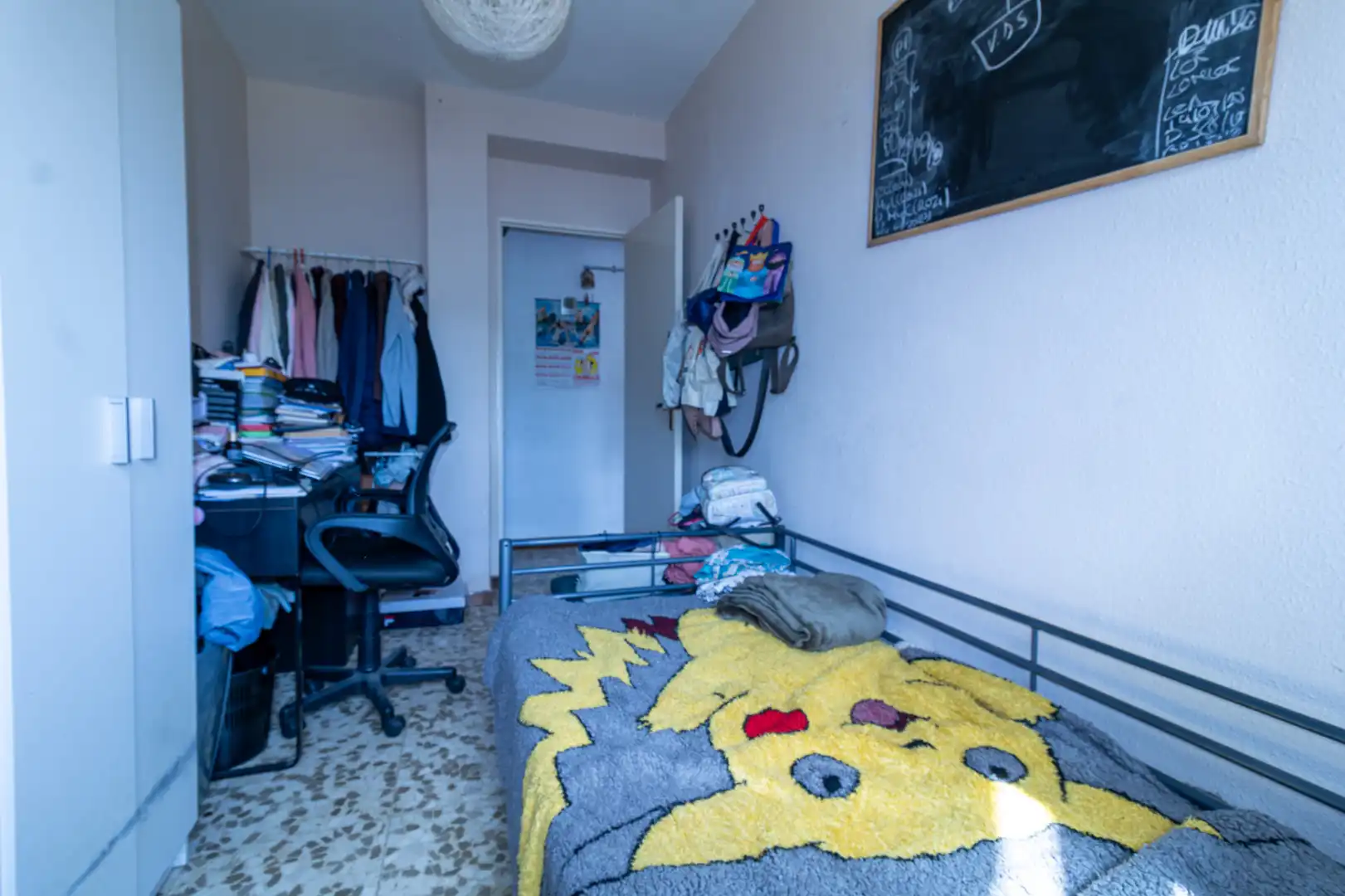 Bedroom of Flat for sale in Sevilla  with Air Conditioner, Heating and Furnished