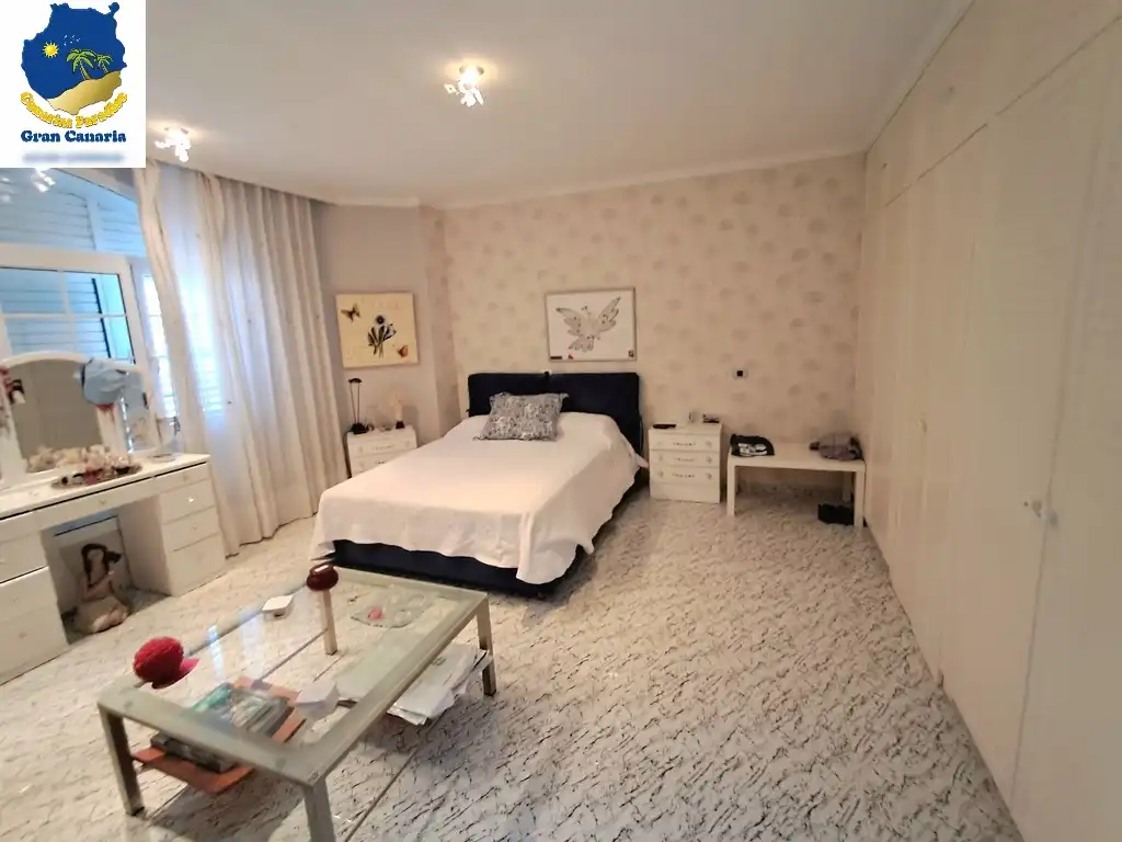 Habitación de Edificio en venta en Agüimes