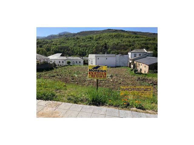 Terreno residencial en Venta en Triacastela