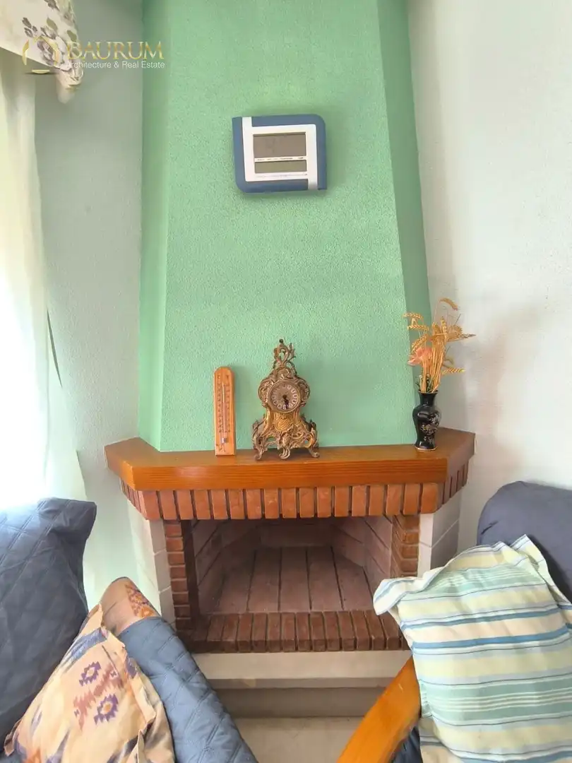 Einfamilien-Reihenhaus zum Verkauf in Santa Pola mit Klimaanlage, Heizung und Privatgarten