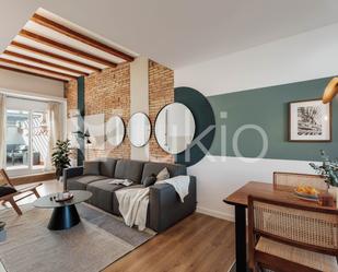 Living room of Apartment to rent in  Barcelona Capital  with Air Conditioner, Heating and Terrace